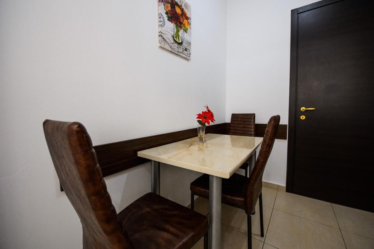 Summerland Relax Apartments มามายา ภายนอก รูปภาพ